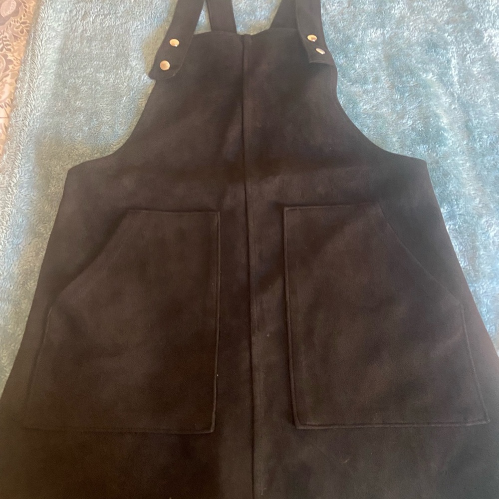 Forever 21 Black Pinafore Dress